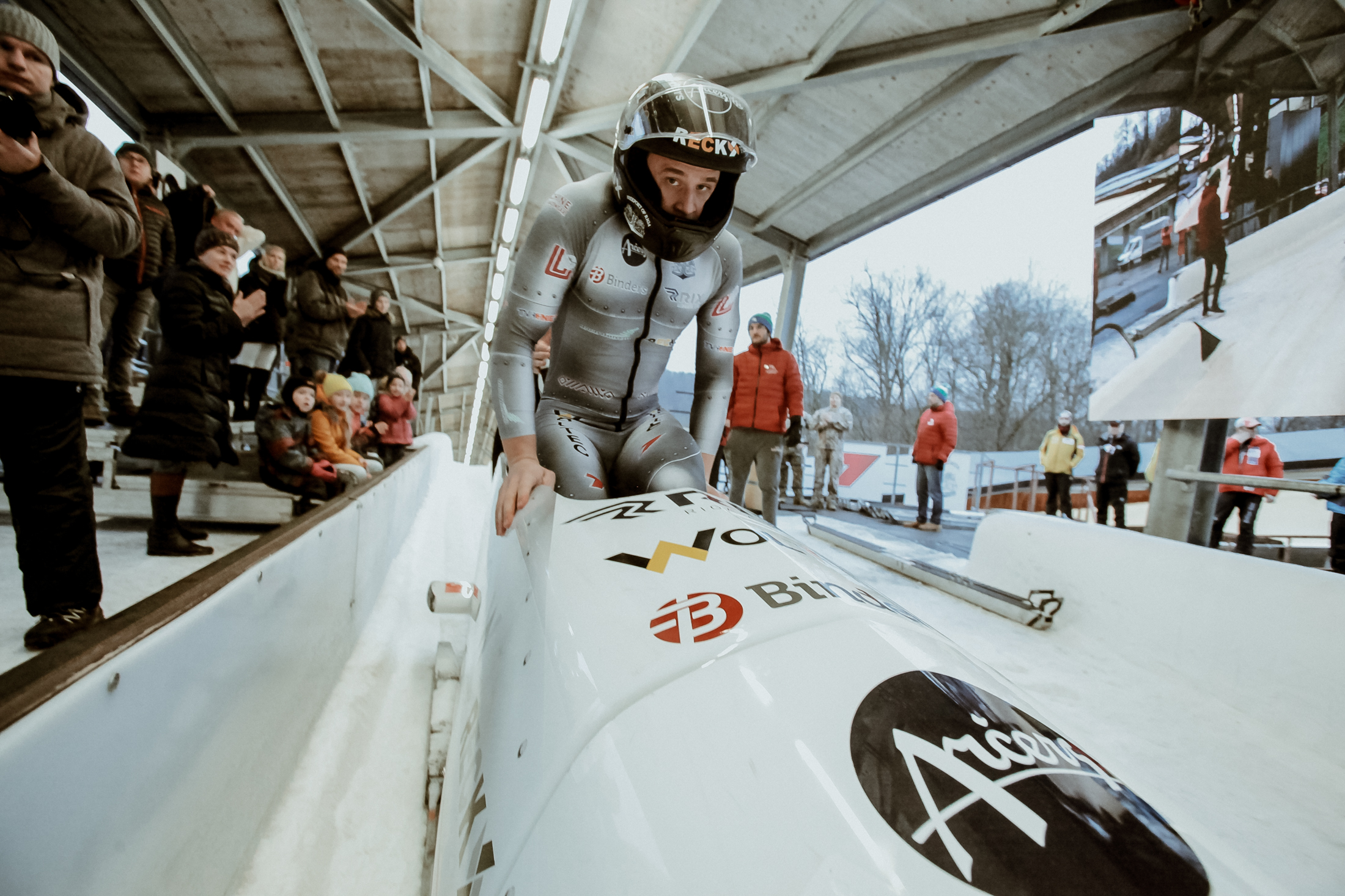 No motokrosa pie stūrēšanas ledus virāžās. Intervija ar bobsleja pirmziemnieku Emīlu Cipuli
