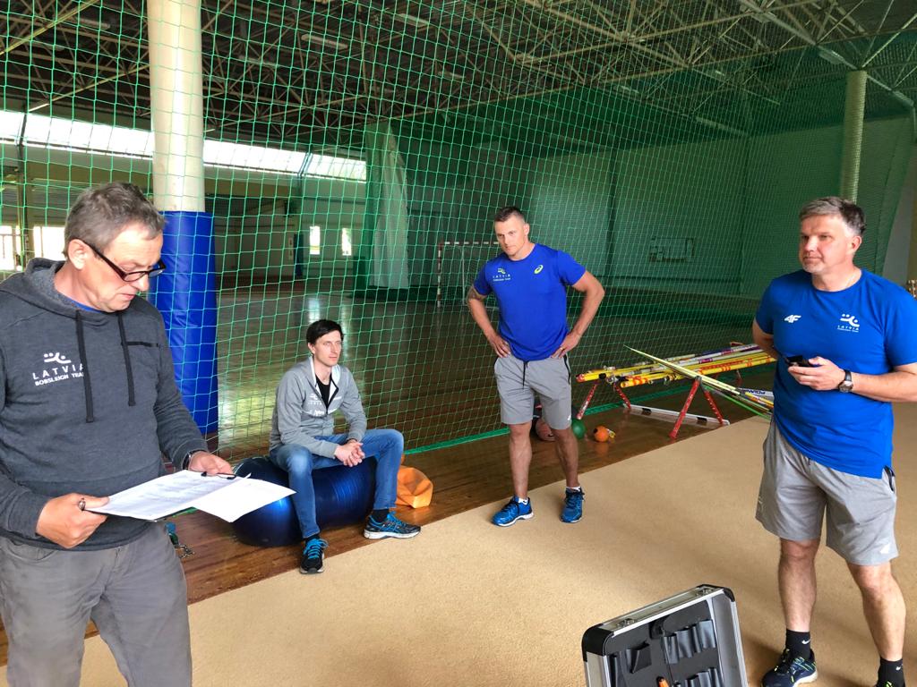 Aizvadīti jauno bobslejistu un skeletonistu atlases testi