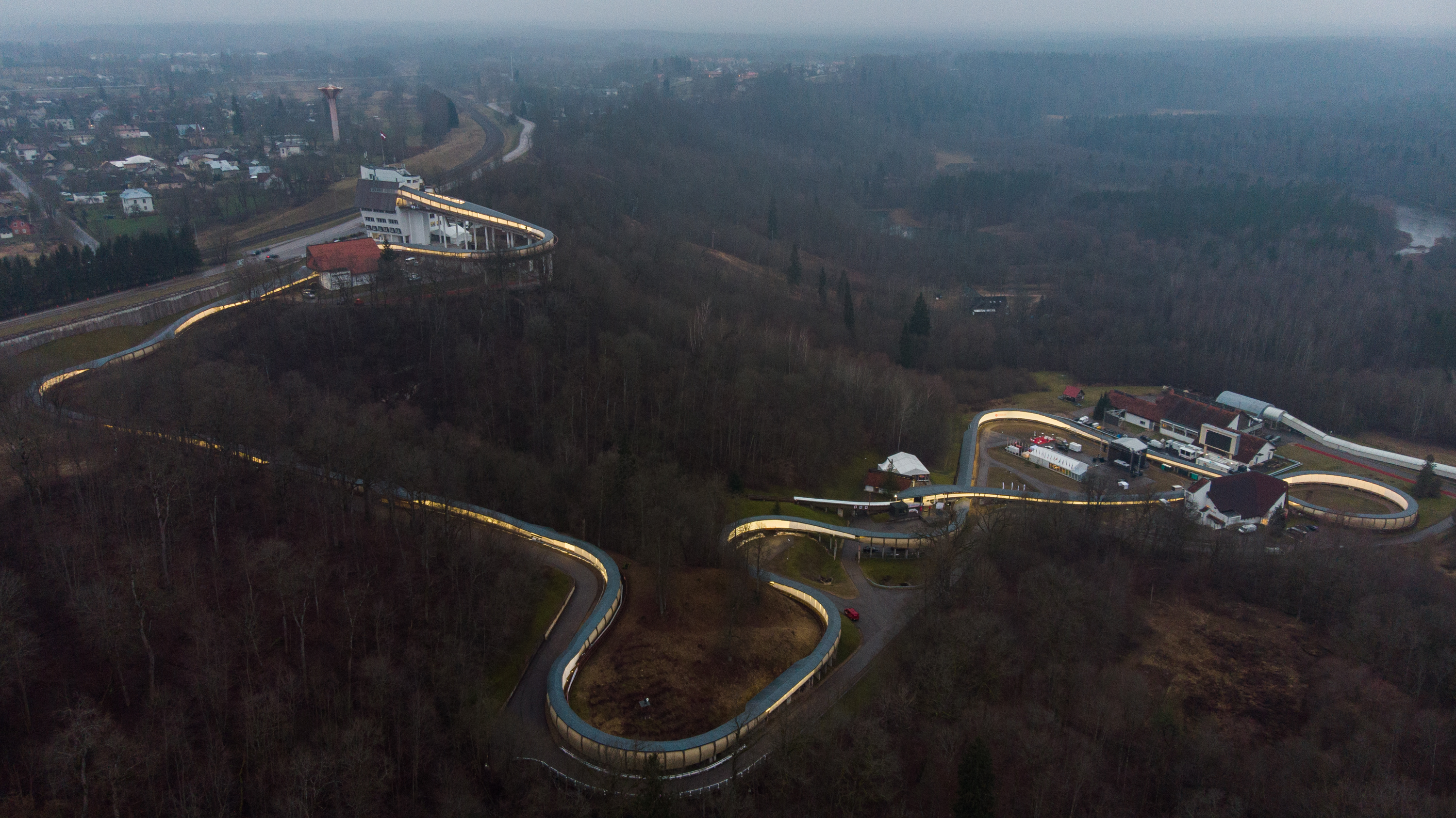 Siguldas posma rīkotāji no sportistiem un delegācijām pieprasa strikti ievērot Covid-19 vadlīnijas