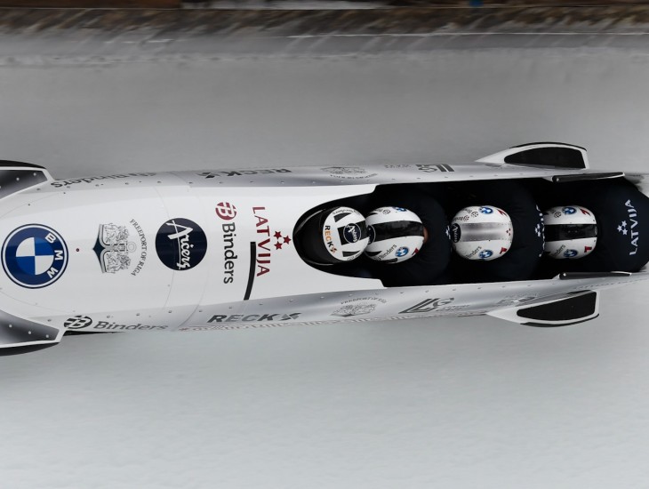 Kaufmanis pirmo reizi uz pjedestāla  četriniekos