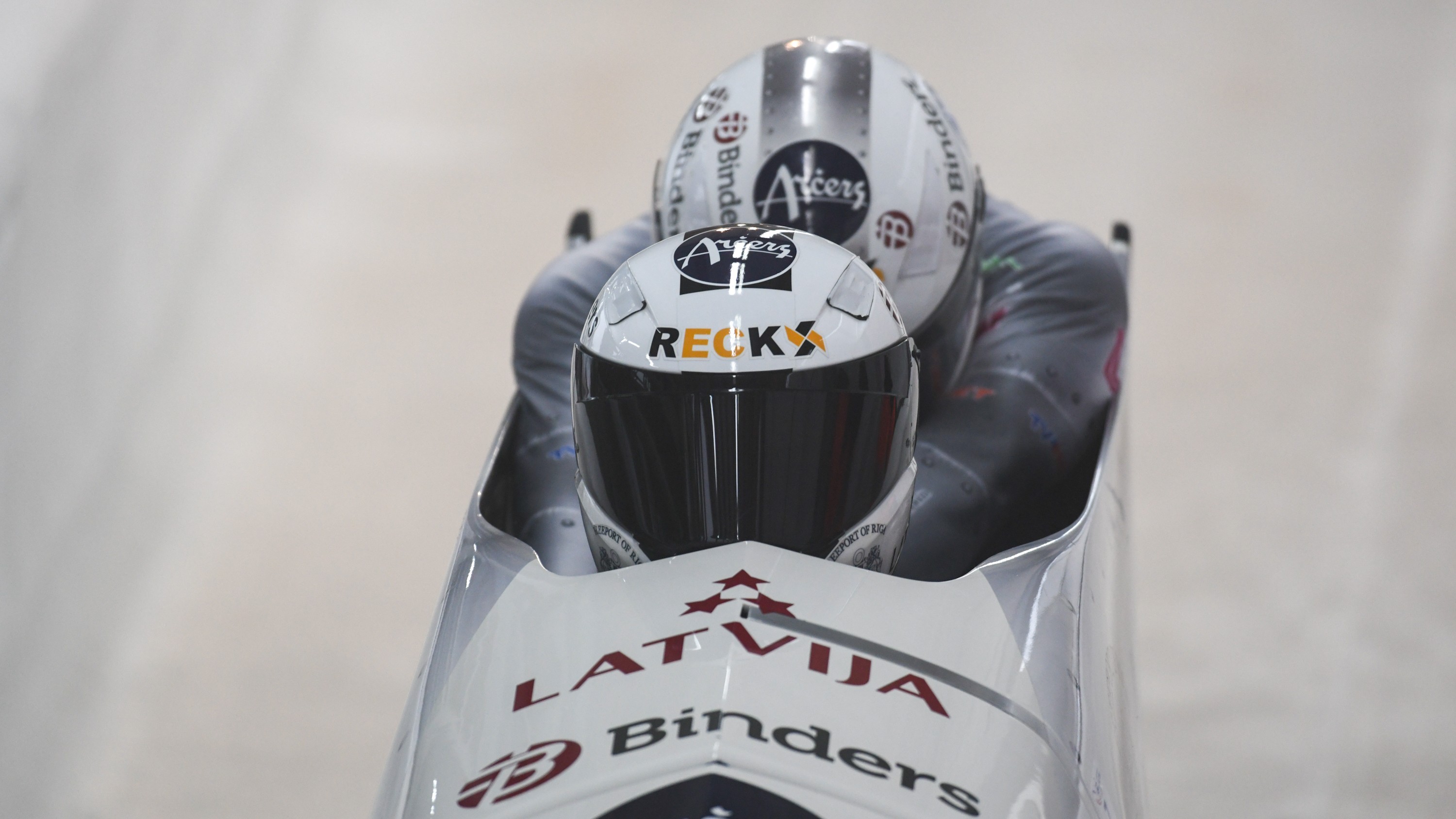 Frīdriham uzvara un jauns rekords, Ķibermanim sestā vieta