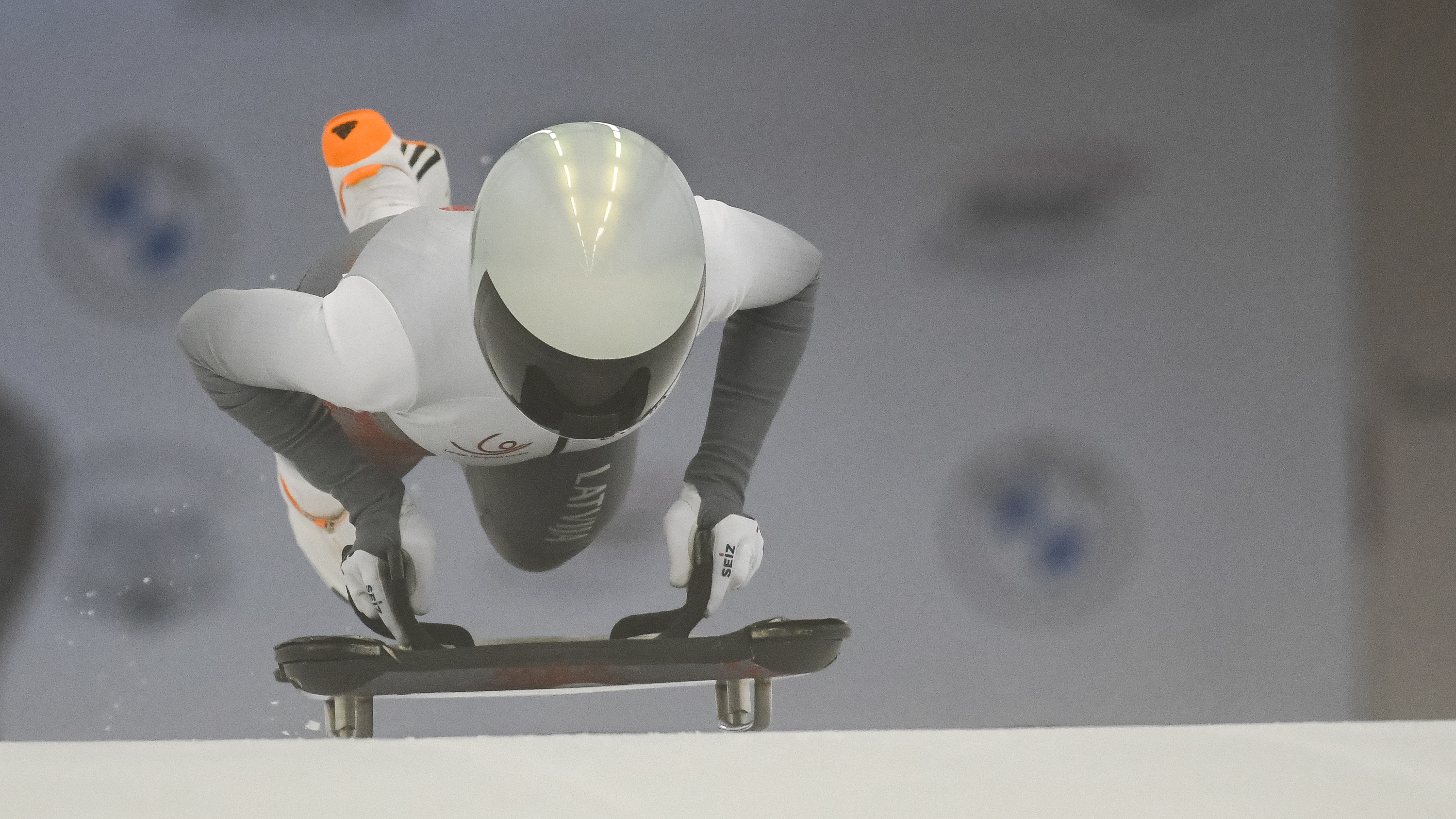Pasaules čempione  Hermane atgūstas, pēc pirmās dienas Endija Tērauda 21.vietā