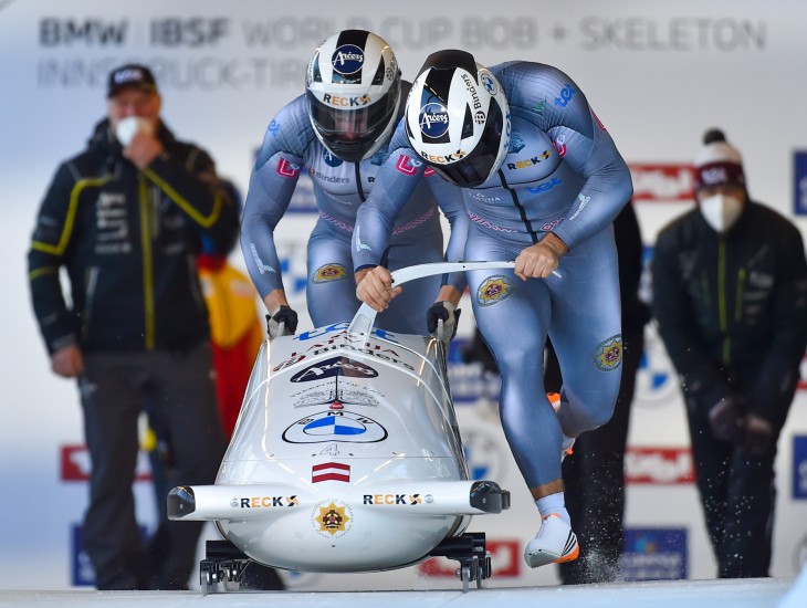 Kaufmanis uzbrūk Ķibermanim, mūsējie otrajā desmitniekā