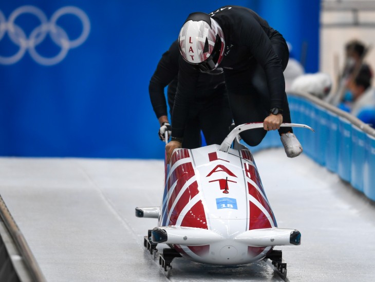 Pirmajos treniņbraucienos Cipuļa divnieks desmitniekā