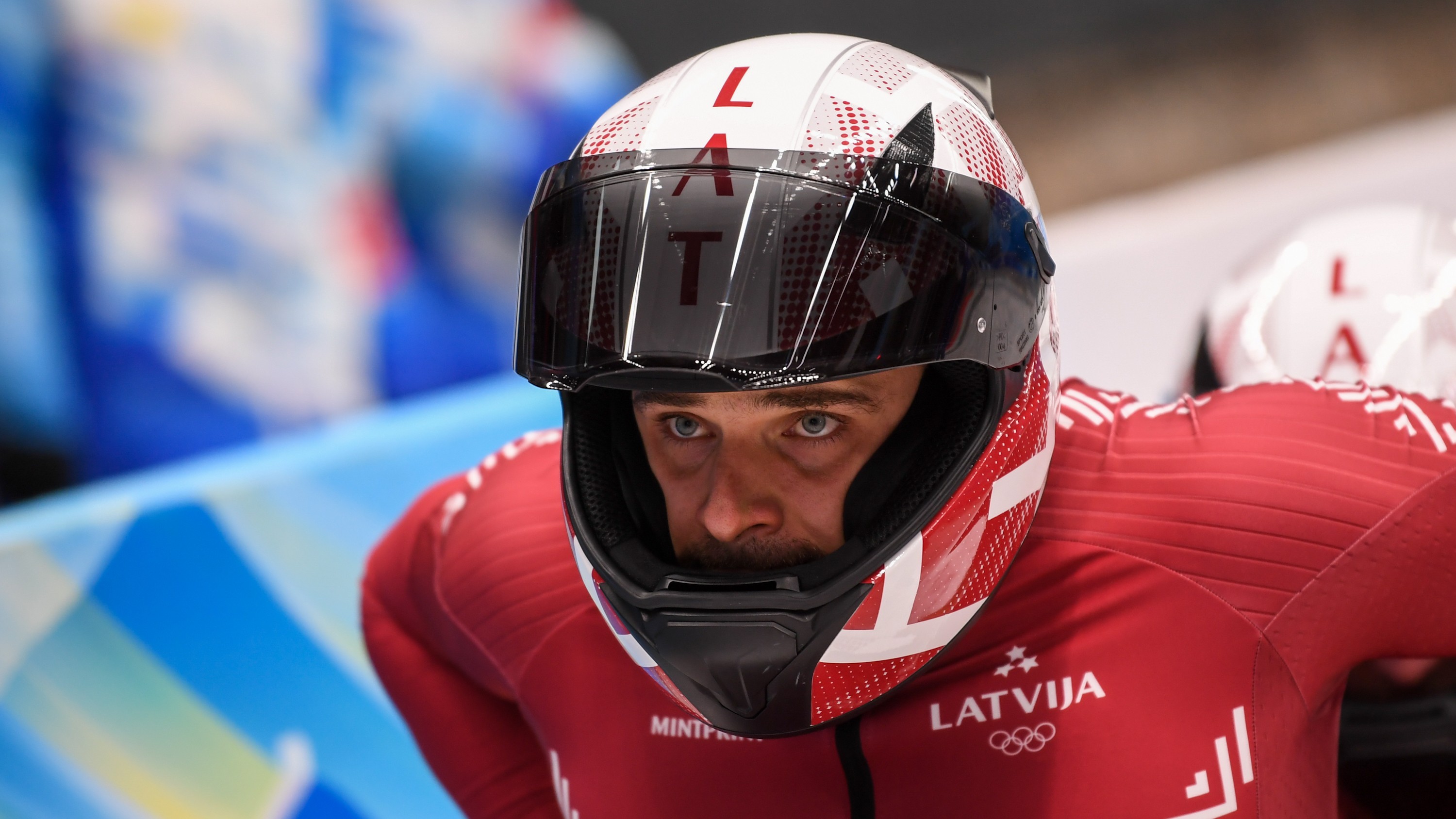 Bobslejisti aizvada pirmos četrinieku treniņus, Ķibermanis pārliecinoši desmitniekā