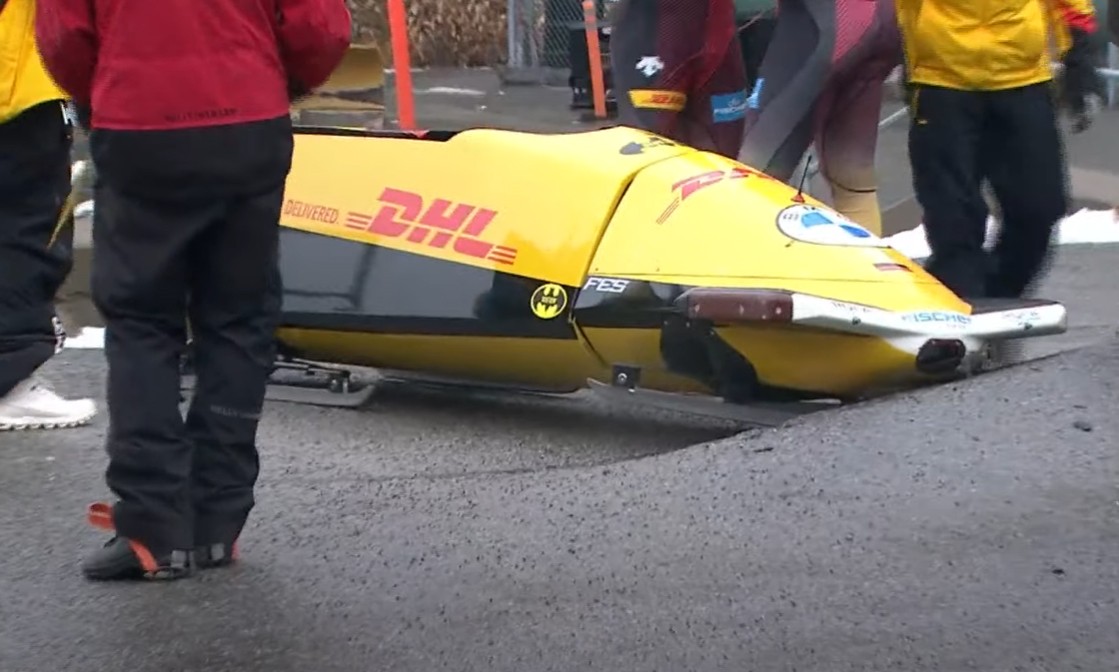 Hāfera četrinieks "izlido" no Vistleras trases, uzvaru izcīna Frīdrihs