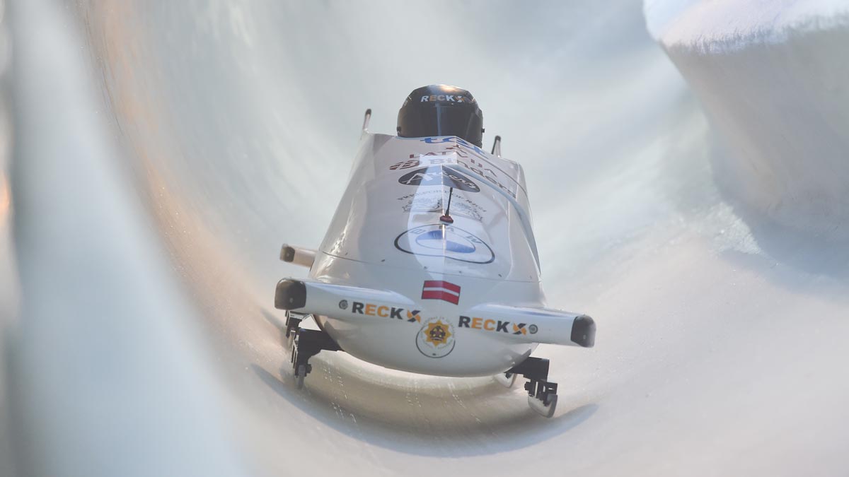 Ārkārtas negadījums Altenbergā, ilga pauze pirmajā braucienā; Cipulim 9.vieta