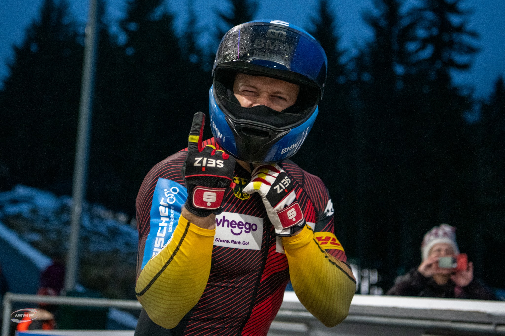 Vācijas četrinieki dominē Pārksitijā