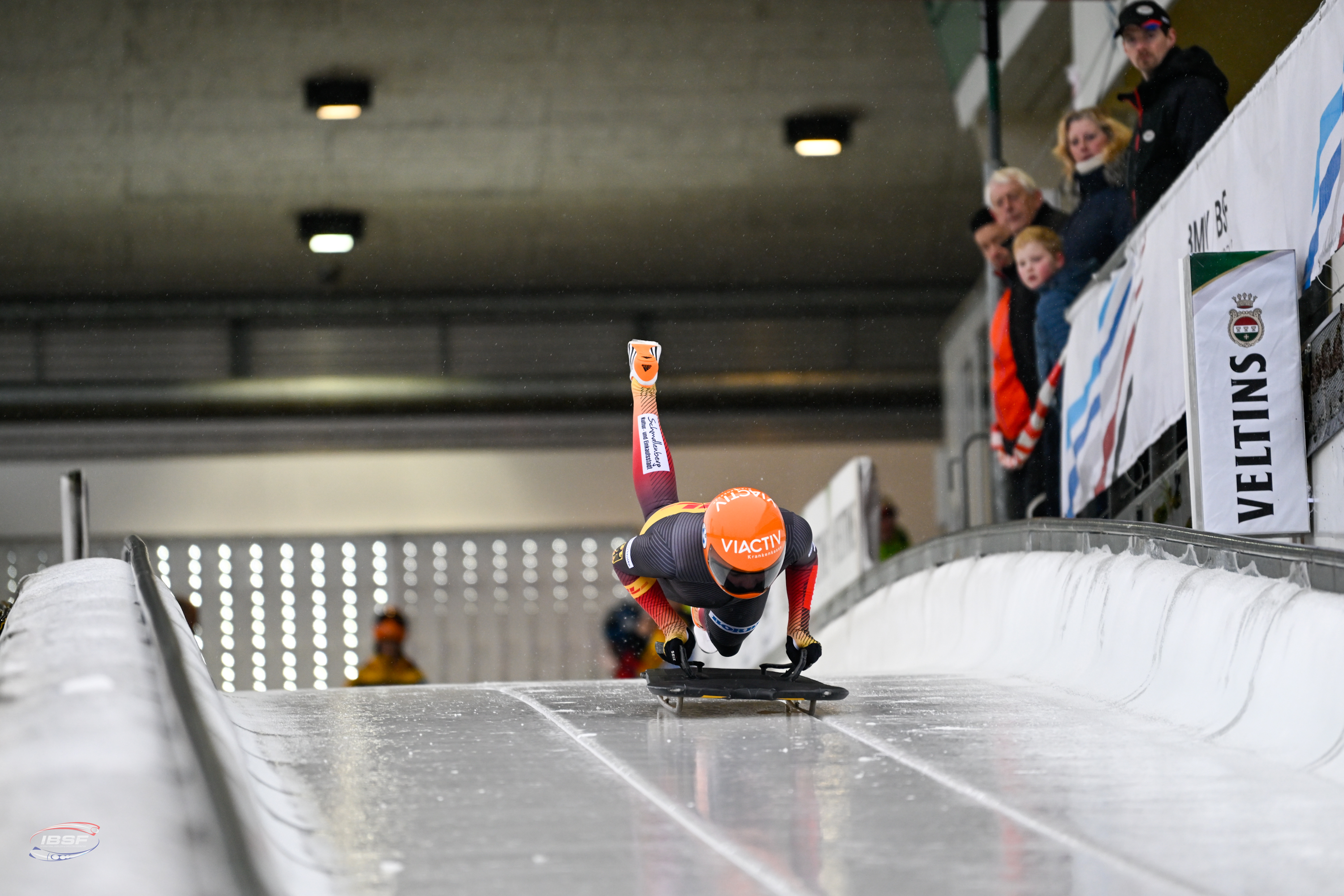 Grothers atkal uzvar un kļūst par līderi