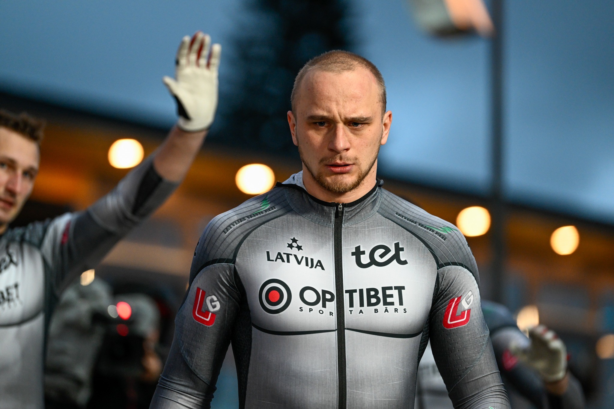 Cipuļa četriniekam kritiens, Kalenda četrinieku debijā izcīna 12.vietu