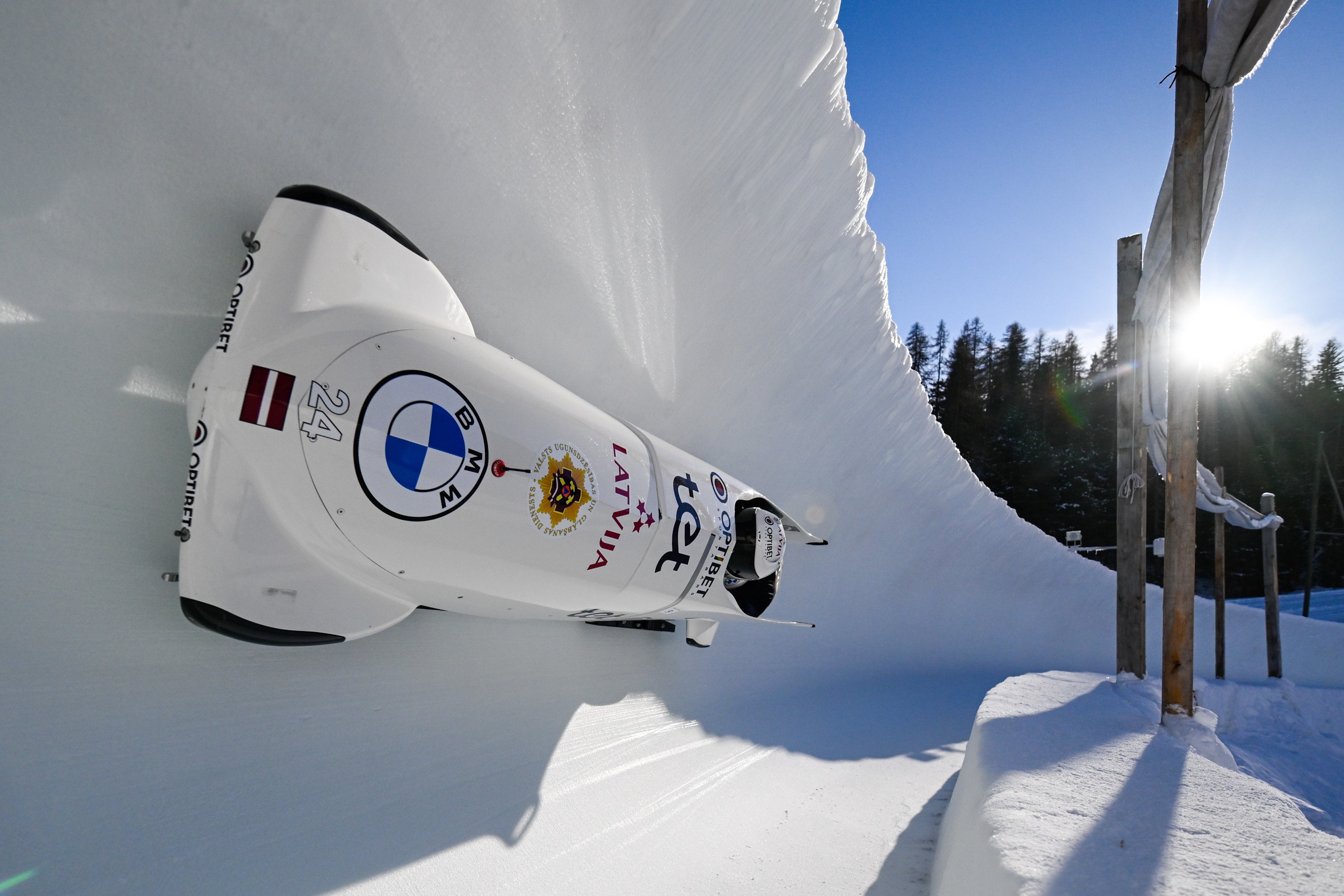 Mediju pārstāvji tiek aicināti uz preses konferenci ar Latvijas bobsleja komandu