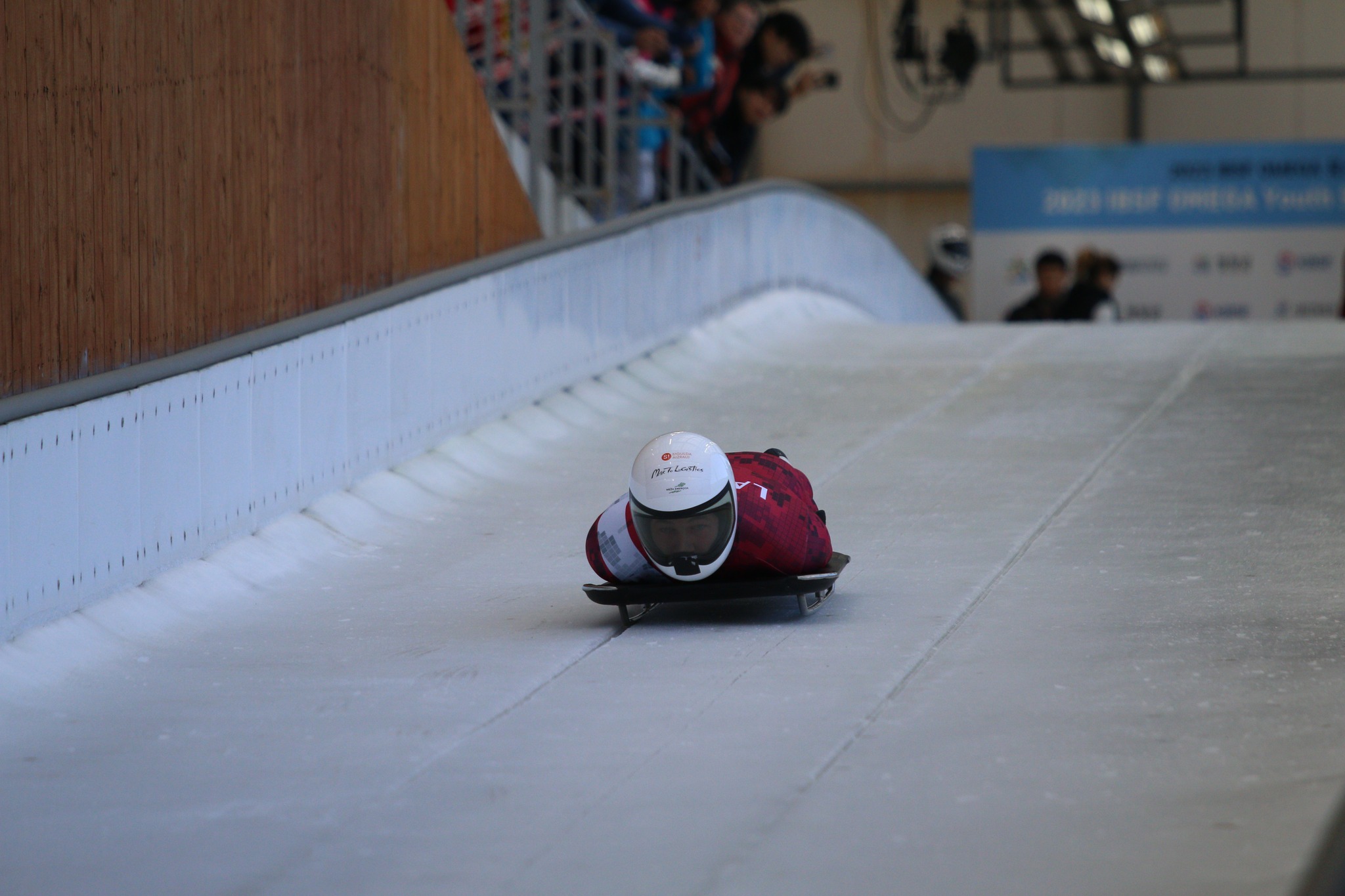 Skeletonisti Valdovskis un Jumiķis izcīna Latvijai dubultuzvaru U20 Pasaules junioru čempionātā