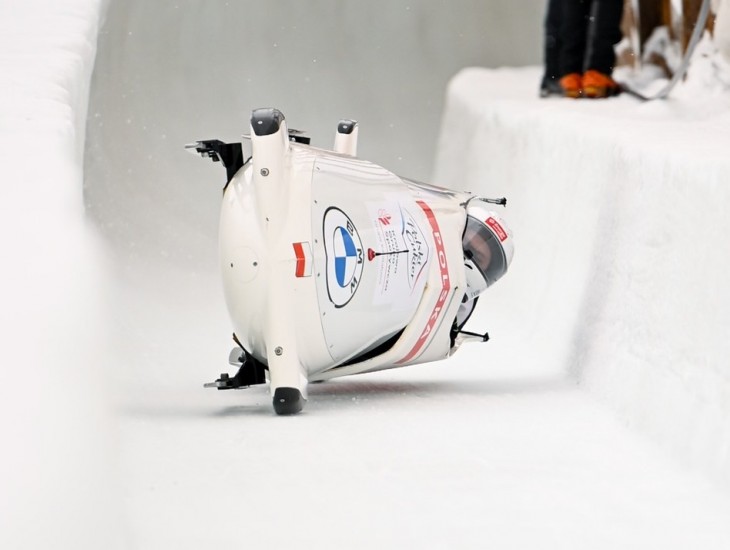 Sanktmoricas trasē bobsleja treniņu pirmajā dienā 12 kritieni