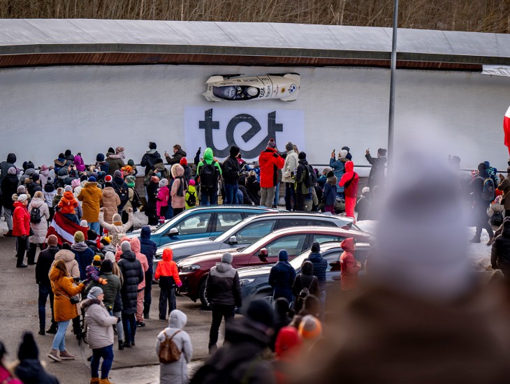 Latvijas ekipāžas izcīna septīto un astoto vietu Siguldā notiekošajā Eiropas čempionātā