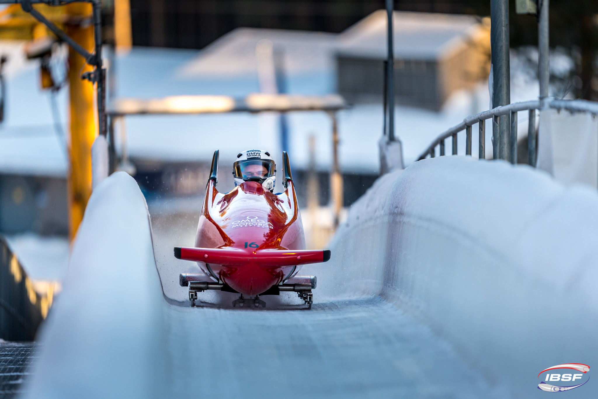Parabobslejisti aizvada sešus posmus Lilehammeres trasē