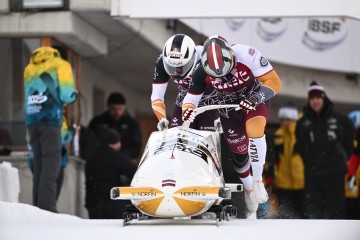 PK Sanktmorica > Bobslejs
