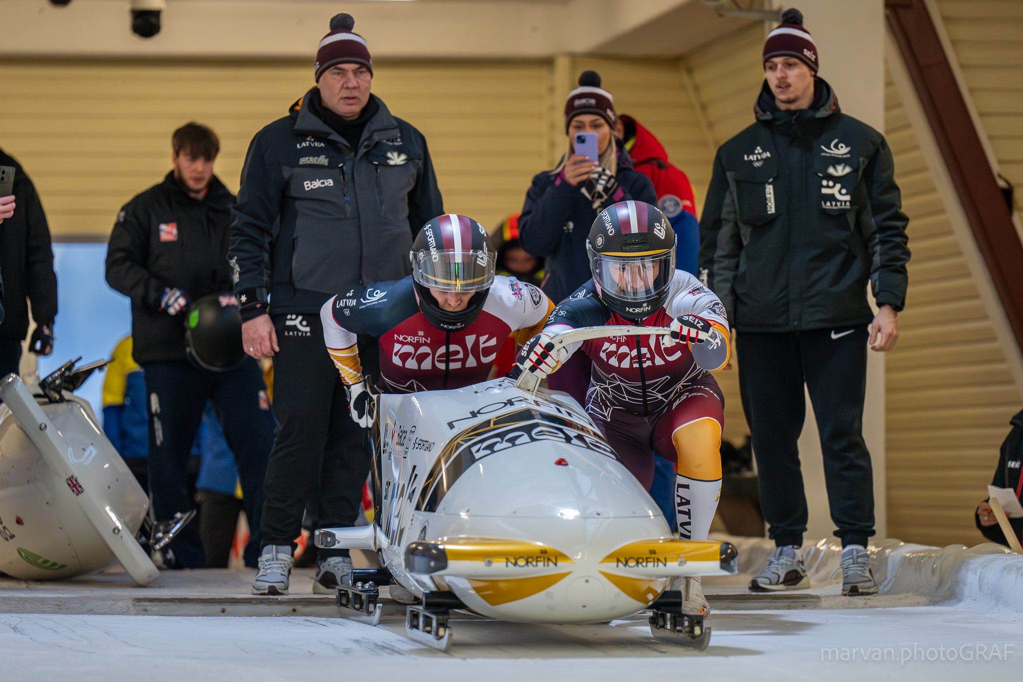 Grantiņš / Kļava kļūst par Eiropas Junioru vicečempioniem