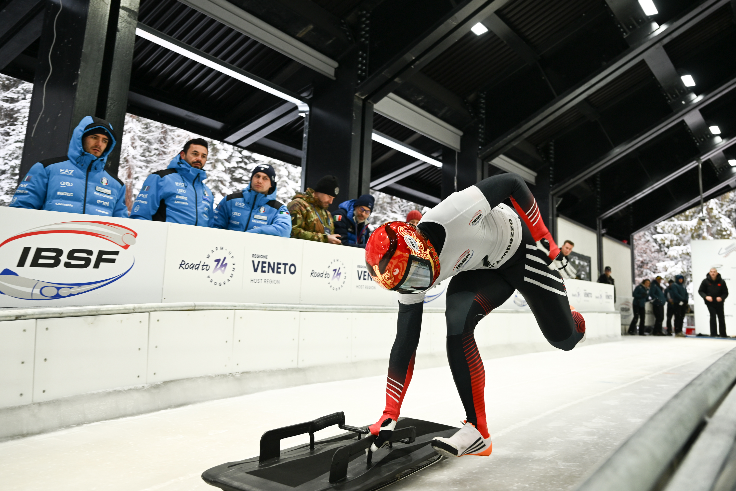 IBSF lēmusi atcelt piektdien paredzētās skeletona sacensības Insbrukā