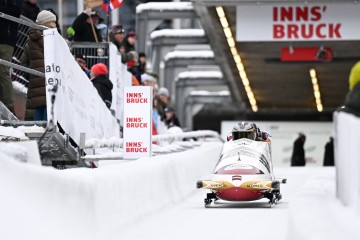 PK2 Insbruka > Divnieki