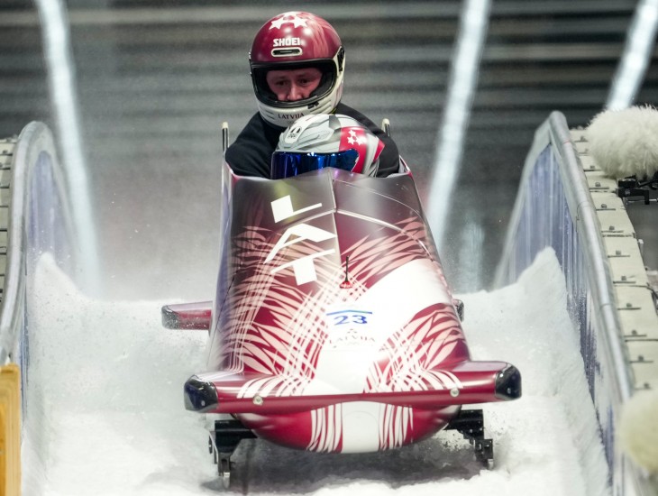 Cipulis nosauc Kalendas stūmēju divnieku sacensībām