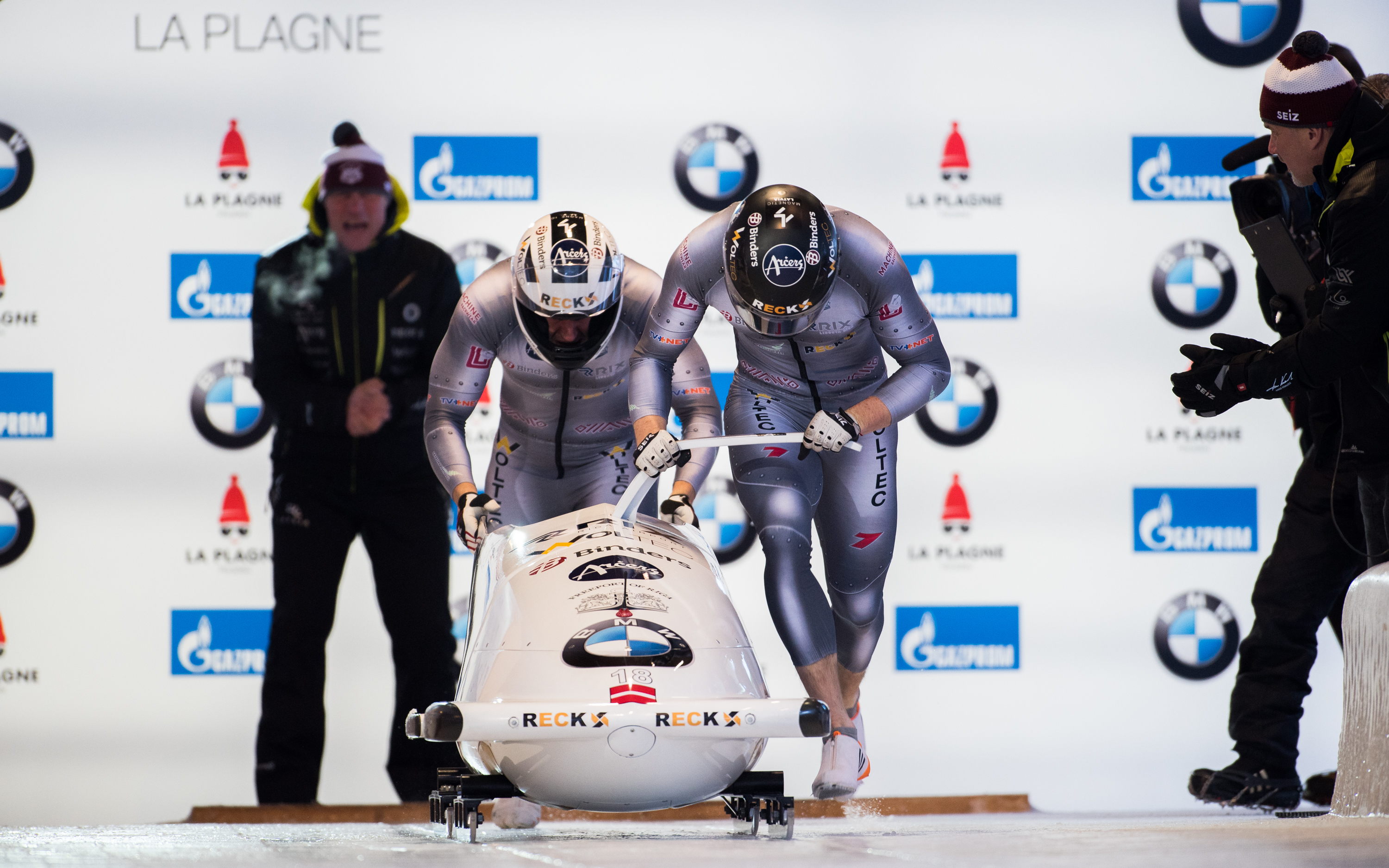 Melbārdis tālu no pjedestāla Siguldā, Kaufmaņa ekipaža ceturtā