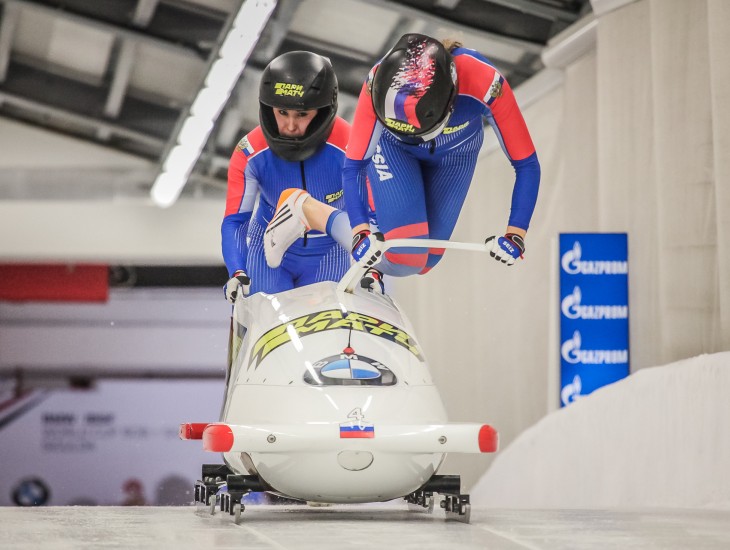 Siguldā sieviešu bobslejā triumfē Krievija, Rumānijai sensacionāli sudrabs